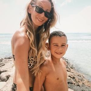 Meet your Posher, Chrissy